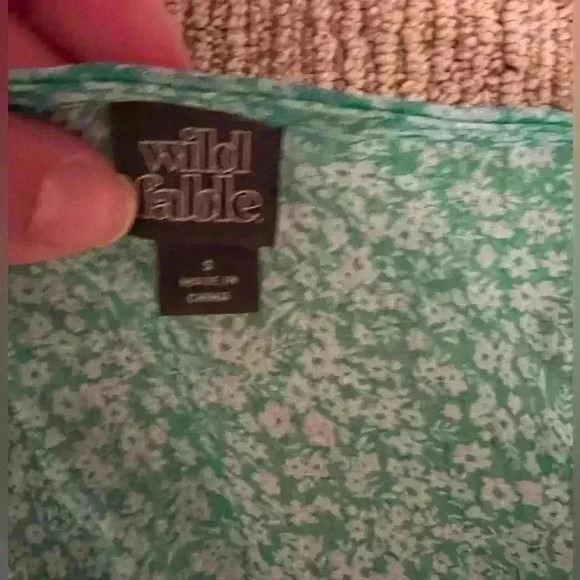 Wild fable cropped blouse size S - Picture 2 of 2